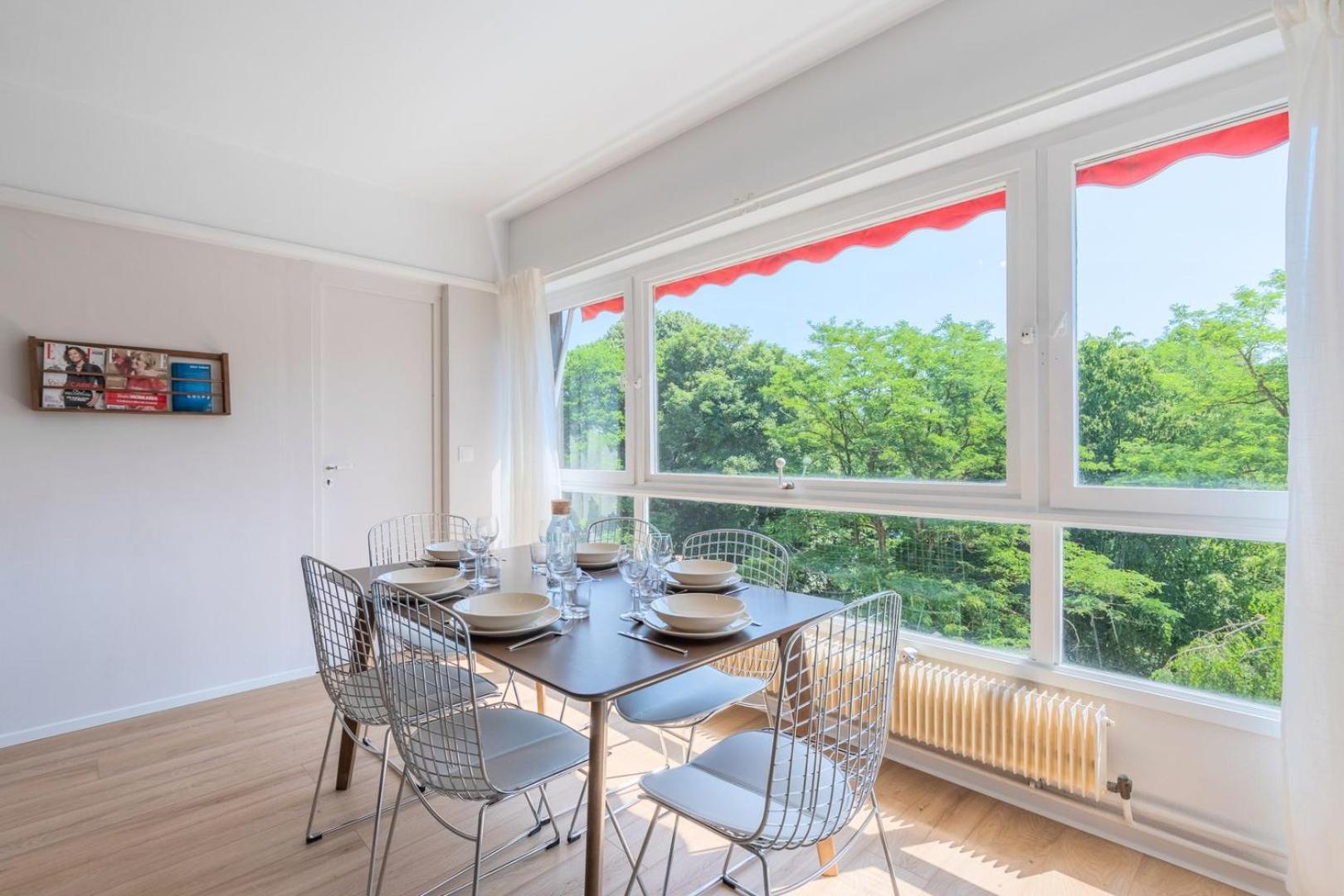 Spacious 3 Bedroom Apartment & Private Parking! Lambersart Dış mekan fotoğraf